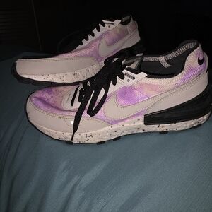 Nike Women's Purple and Black Sneakers